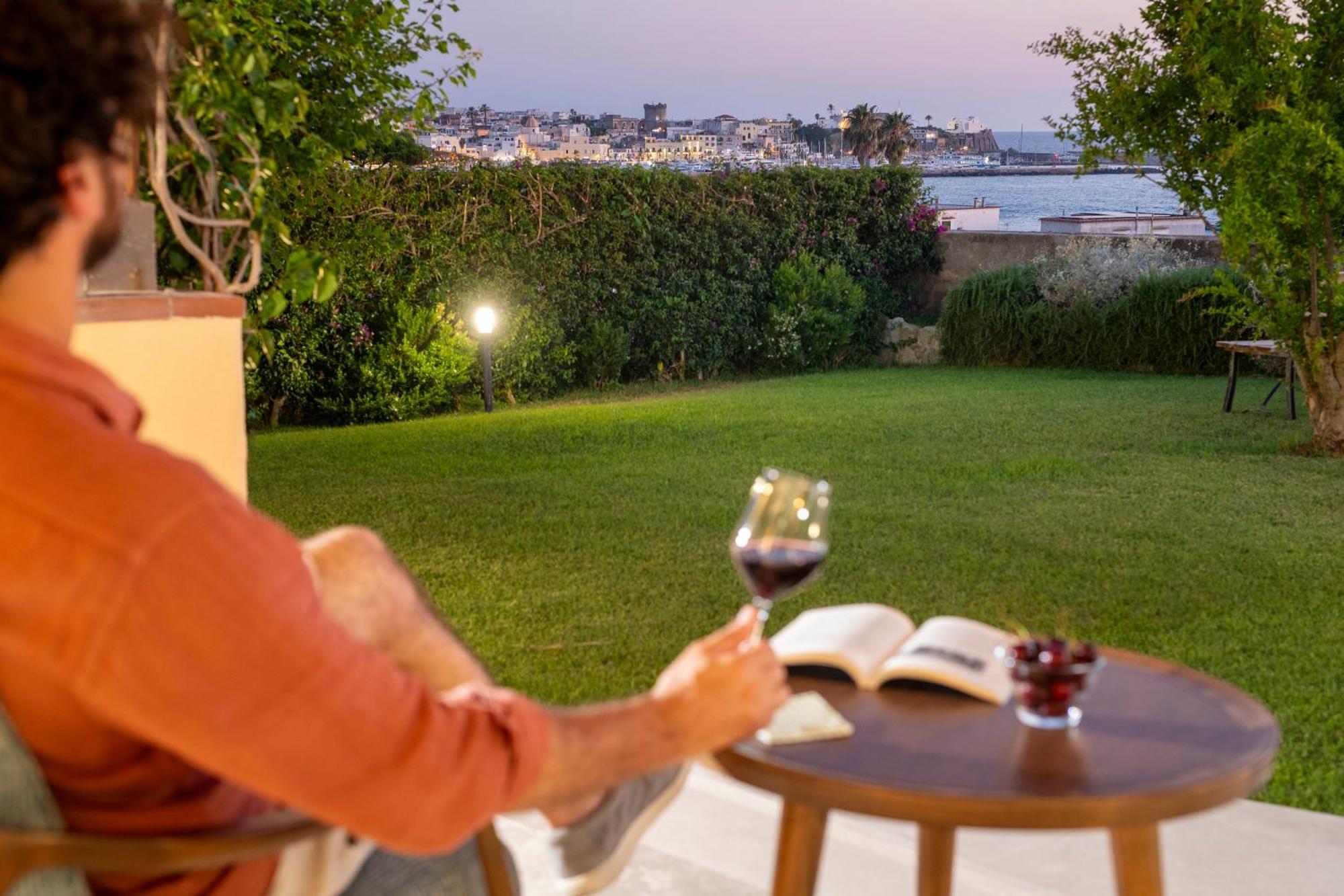 Orablu Executive Villas Forio di Ischia Екстериор снимка